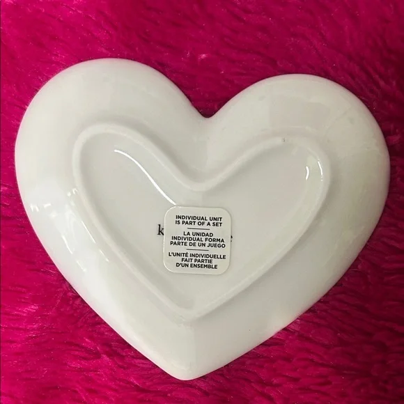 Kate Spade heart shaped trinket holders set of 2 - Picture 8 of 9